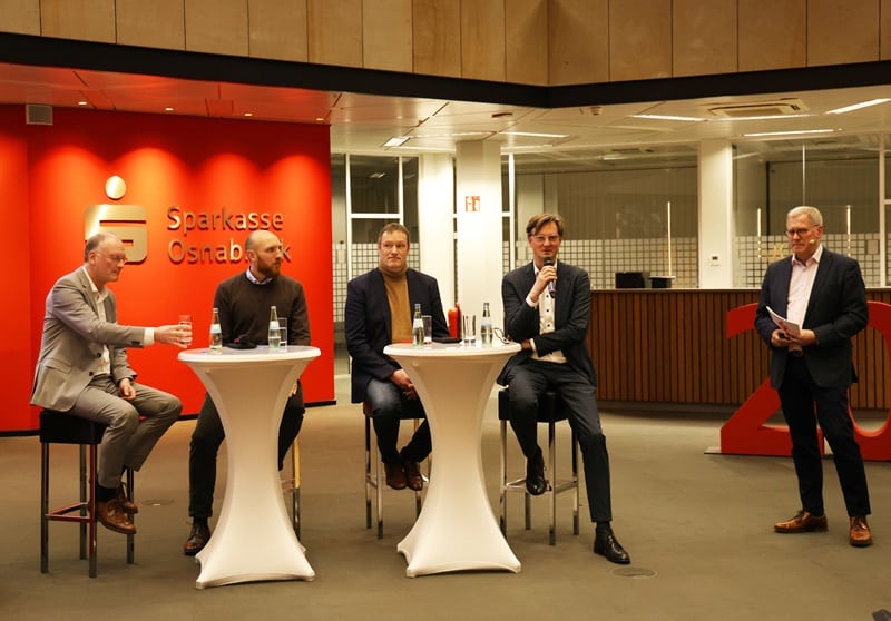DIrk Gieschen moderiert auf dem Agrarforum der Sparkasse Osnabrück 